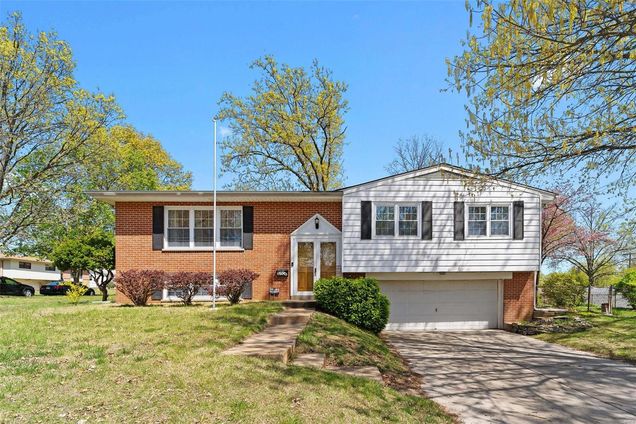 1690 Trotter Way Florissant, MO House Sold - Photo 1 of 34. Opens carousel modal
