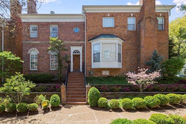 312 N Brentwood Boulevard Unit 2 St Louis, MO Townhouse Sold - Photo 1 of 45. Opens carousel modal
