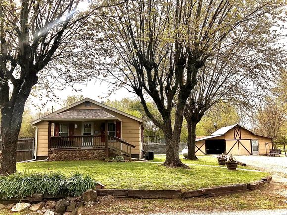 1200 High Street Fredericktown, MO House Sold - Photo 1 of 38. Opens carousel modal