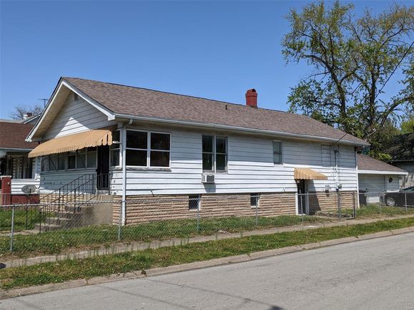 800 N Main Street Harrisburg, IL House Sold - Photo 1 of 13. Opens carousel modal