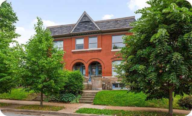 3846 Shaw Unit B St Louis, MO Condo Sold - Photo 1 of 30. Opens carousel modal