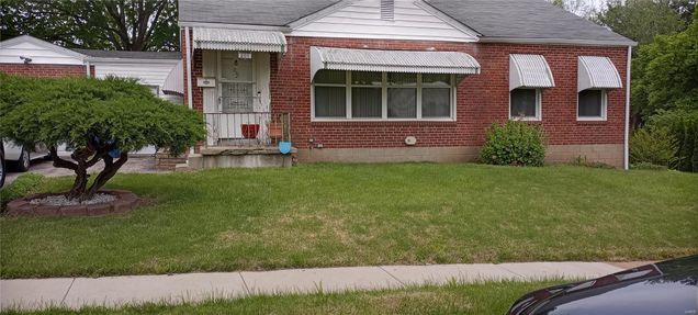 #MIS21038353 St Louis, MO House Sold - Photo 1 of 18. Opens carousel modal