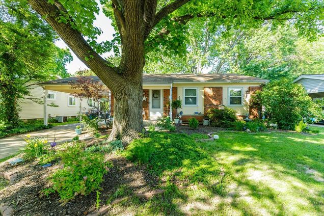 133 Foxtree Drive Hazelwood, MO House Sold - Photo 1 of 23. Opens carousel modal