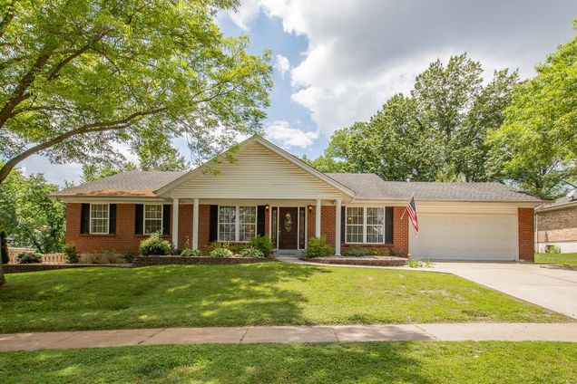 10727 Roxanna Drive St Louis, MO House Sold - Photo 1 of 27. Opens carousel modal