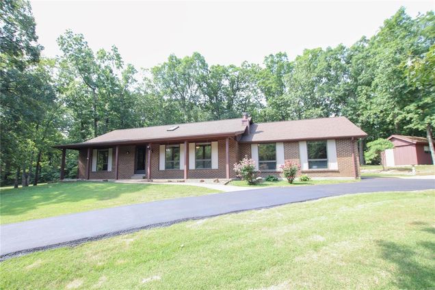 3010 Oak Haven Lane Bourbon, MO House Sold - Photo 1 of 31. Opens carousel modal