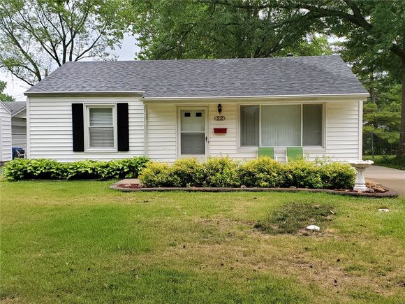 22 Mary Ann Court Florissant, MO House Sold - Photo 1 of 22. Opens carousel modal