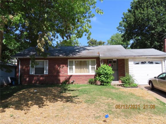 4707 Melwood Avenue St Louis, MO House Sold - Photo 1 of 5. Opens carousel modal