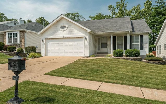948 Oak Knoll Manor Drive St Louis, MO House Sold - Photo 1 of 39. Opens carousel modal