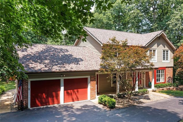 18870 Highwood Estates Drive Wildwood, MO House Sold - Photo 1 of 45. Opens carousel modal