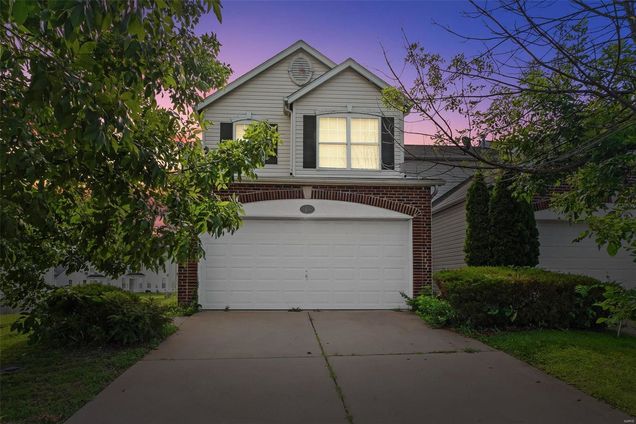 9642 Wilson Bridge Drive St Louis, MO Townhouse Sold - Photo 1 of 26. Opens carousel modal