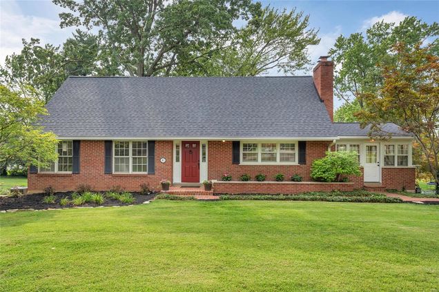 47 Dorclin St Louis, MO House Sold - Photo 1 of 45. Opens carousel modal
