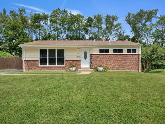 8823 Iroquois Drive Olivette, MO House Sold - Photo 1 of 18. Opens carousel modal