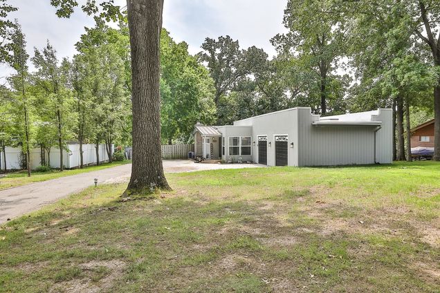 438 Susan Road St Louis, MO House Sold - Photo 1 of 26. Opens carousel modal