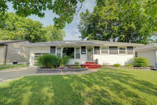 65 Eldorado Drive Florissant, MO House Sold - Photo 1 of 25. Opens carousel modal