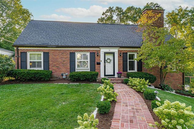 11 Sussex Drive St Louis, MO House Sold - Photo 1 of 24. Opens carousel modal