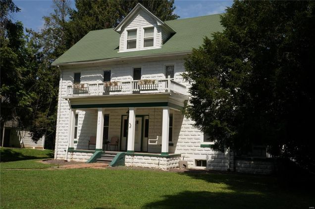 702 W Main Street Hardin, IL House Sold - Photo 1 of 77. Opens carousel modal
