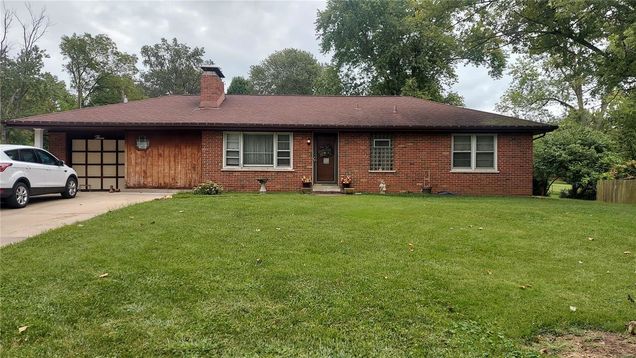 3 Mid Circle Drive Maryland Heights, MO House Sold - Photo 1 of 4. Opens carousel modal