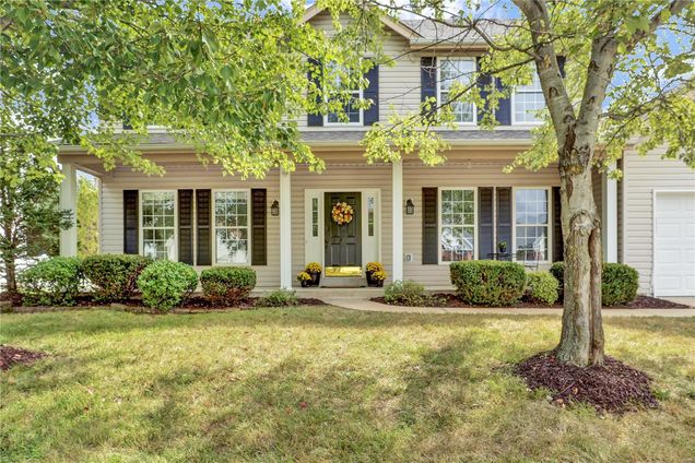 887 Home Park Drive St Peters, MO House Sold - Photo 1 of 29. Opens carousel modal