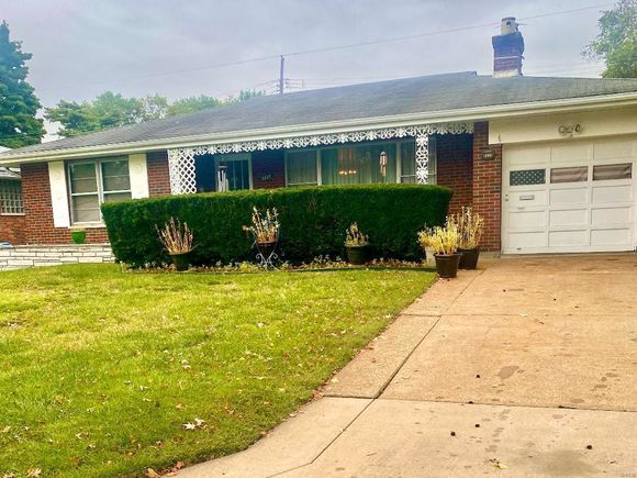 9220 Glen Garden St Louis, MO House Sold - Photo 1 of 27. Opens carousel modal