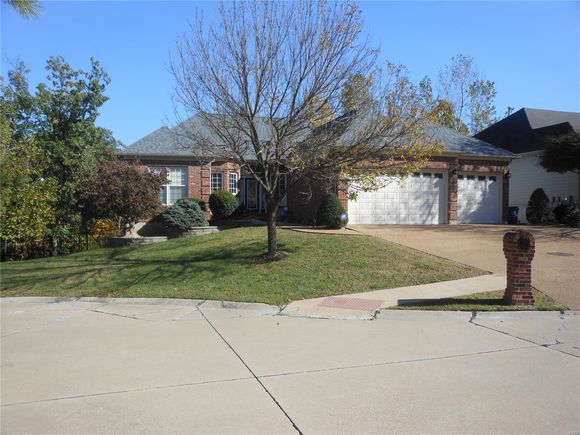 4672 Ashley Court Mehlville, MO House Sold - Photo 1 of 44. Opens carousel modal
