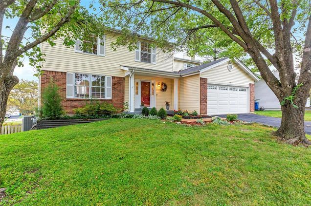 124 Bonnybridge Court Ellisville, MO House Sold - Photo 1 of 40. Opens carousel modal