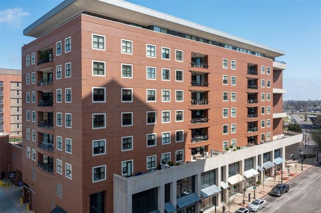 155 Carondelet Plaza Unit 509 Clayton, MO Condo Sold - Photo 1 of 33. Opens carousel modal