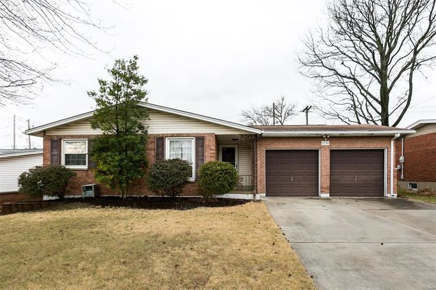 1795 Banstead St Louis, MO House Sold - Photo 1 of 34. Opens carousel modal