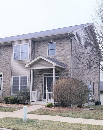 512 Queens Court St Peters, MO Townhouse Sold - Photo 1 of 23. Opens carousel modal