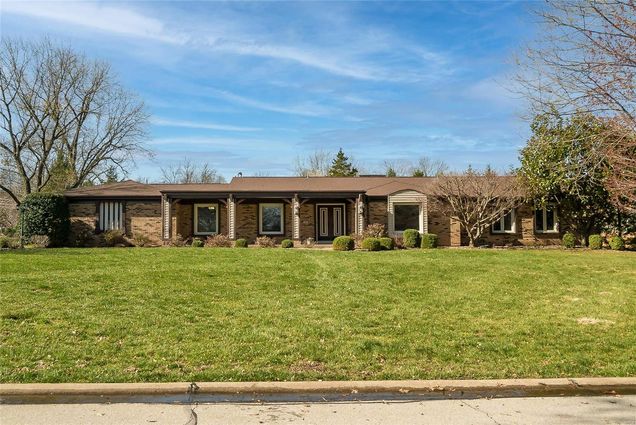 325 Pebble Acres Drive St Louis, MO House Sold - Photo 1 of 41. Opens carousel modal