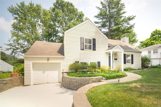 1136 N Harrison Avenue St Louis, MO House Sold - Photo 1 of 39. Opens carousel modal
