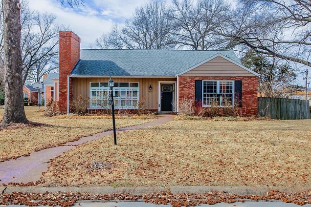 678 Applewood St Louis, MO House Sold - Photo 1 of 34. Opens carousel modal