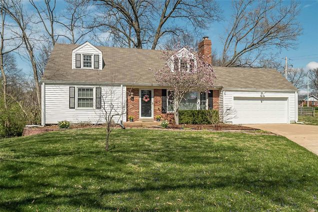 950 Rochdale Drive St Louis, MO House Sold - Photo 1 of 56. Opens carousel modal