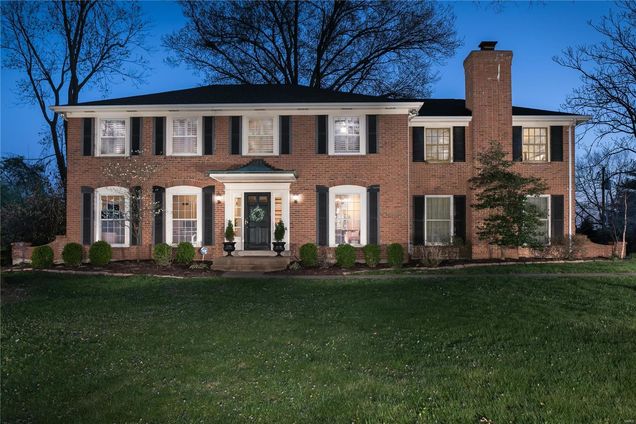 9808 Countryshire Place Creve Coeur, MO House Sold - Photo 1 of 30. Opens carousel modal