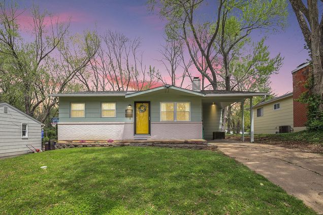 9383 Golden Gate Road Rock Hill, MO House Sold - Photo 1 of 34. Opens carousel modal