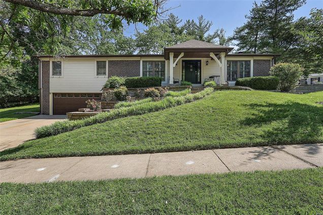 13219 Fairoyal Drive St Louis, MO House Sold - Photo 1 of 25. Opens carousel modal