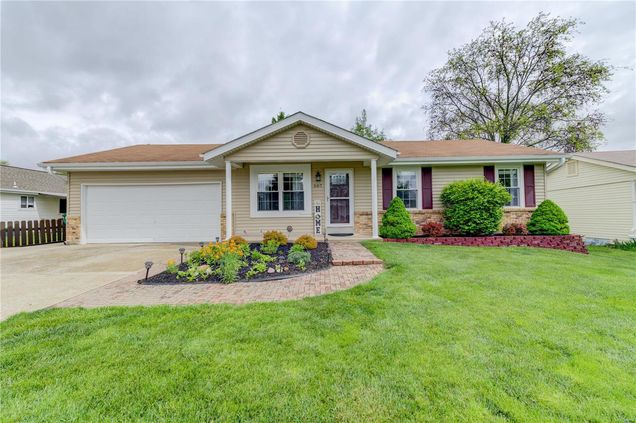 507 Wild Winds O'Fallon, MO House Sold - Photo 1 of 18. Opens carousel modal