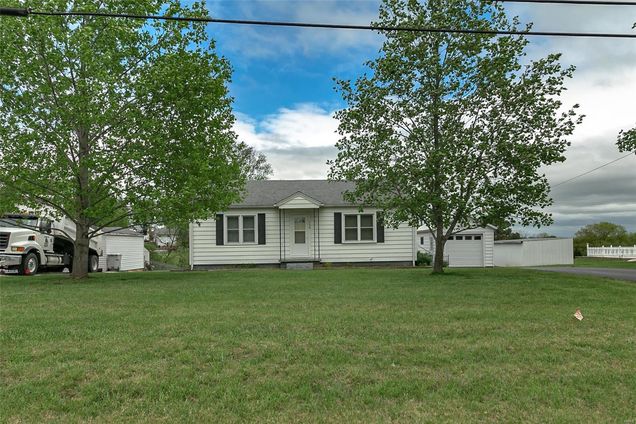 170 U.S. 61 Bloomsdale, MO House Sold - Photo 1 of 29. Opens carousel modal