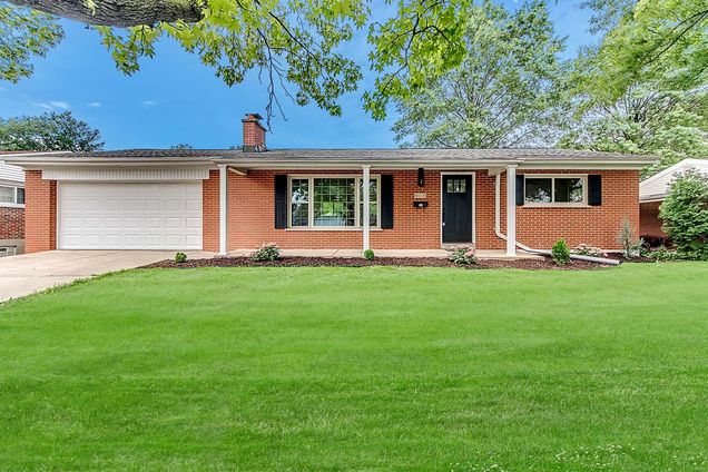 8619 Larry Del Drive St Louis, MO House Sold - Photo 1 of 40. Opens carousel modal