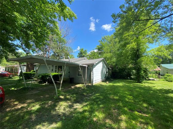 418 W Washington Street St James, MO House Sold - Photo 1 of 12. Opens carousel modal