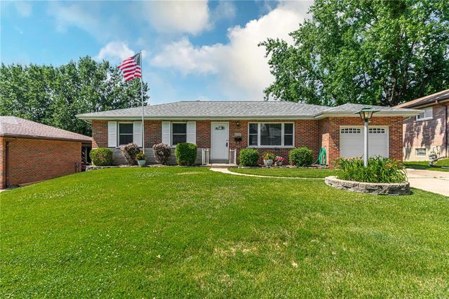 4132 Rexford Drive St Louis, MO House Sold - Photo 1 of 14. Opens carousel modal