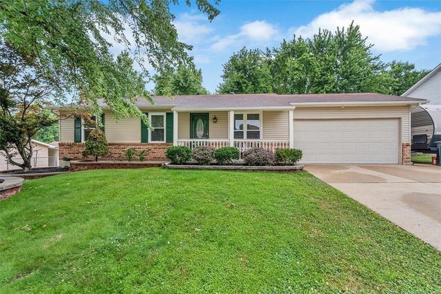 3070 Valley Vista Drive N St Peters, MO House Sold - Photo 1 of 27. Opens carousel modal