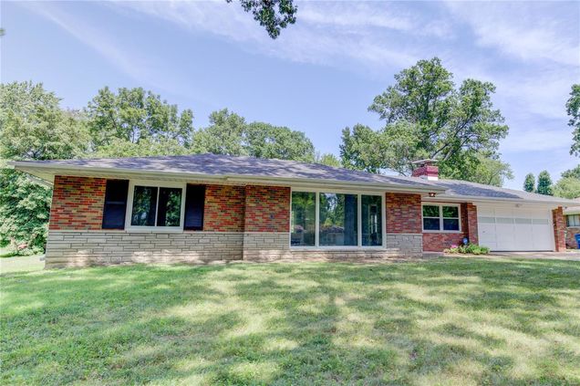 1739 June Drive St Louis, MO House Sold - Photo 1 of 24. Opens carousel modal
