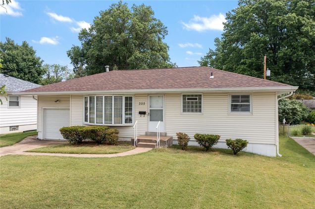 355 Monterey Drive Florissant, MO House Sold - Photo 1 of 17. Opens carousel modal