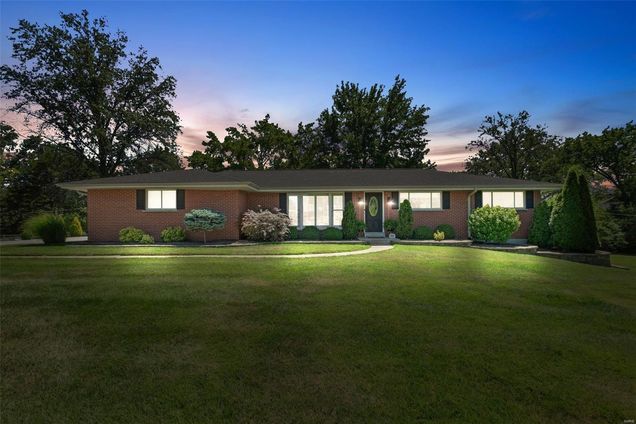 10574 Roxanna Drive St Louis, MO House Sold - Photo 1 of 45. Opens carousel modal
