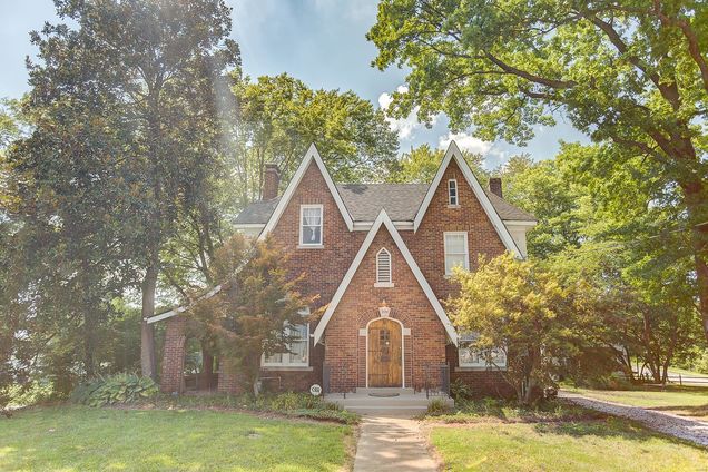 101 Mesa Drive Collinsville, IL House Sold - Photo 1 of 50. Opens carousel modal