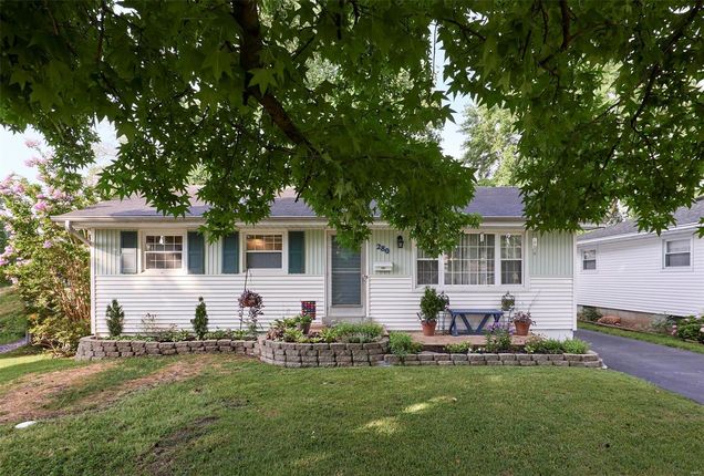 280 Eldorado Drive Florissant, MO House Sold - Photo 1 of 31. Opens carousel modal