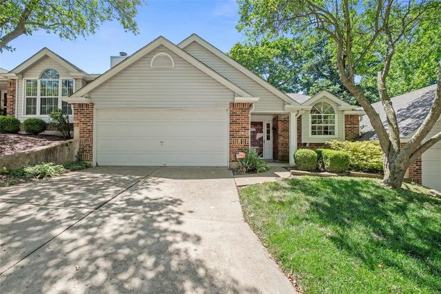 13312 Wood Chapel Drive St Louis, MO Condo Sold - Photo 1 of 32. Opens carousel modal