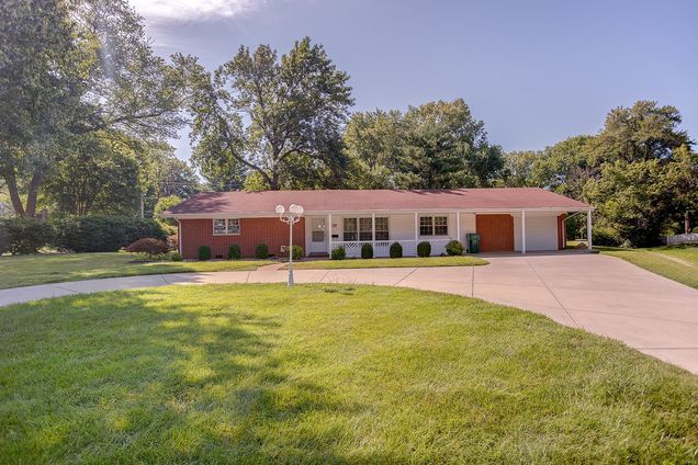 58 Shady Lane Belleville, IL Townhouse Sold - Photo 1 of 41. Opens carousel modal