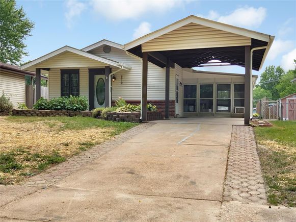 2512 Soundview Court Florissant, MO House Sold - Photo 1 of 20. Opens carousel modal