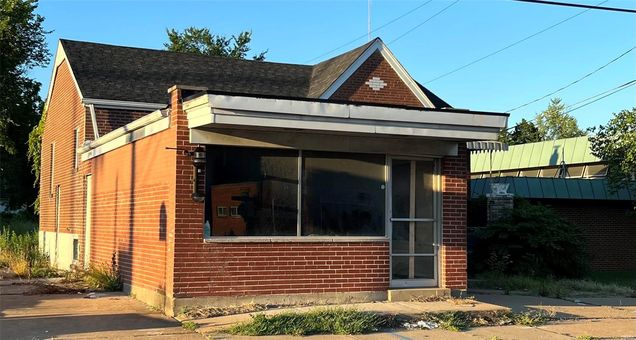 7219 W Florissant Avenue St Louis, MO House Sold - Photo 1 of 5. Opens carousel modal